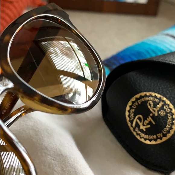 Polarized ray bans - Picture 4 of 4